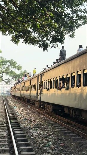 Bangladeshi Local Train Titas #railway #train
