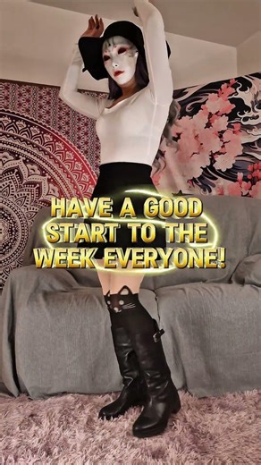 dance in tights and boots #hosiery #collant #boots