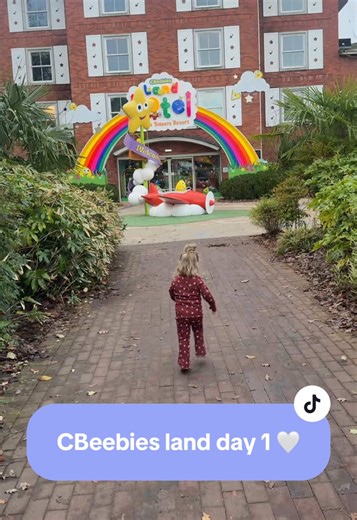 I am so surprised only one person guessed where we are going 🤣❤️ We have two more fun filled days so stay tuned to see what we do 🎅🏼🎅🏼 #fyp #foryoupage #cbeebies #altontowers #cbeebiesland