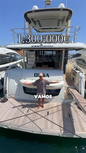 💰 1,3 MILLONES € por 52 pies de puro lujo 🛥️ La Absolute Navetta 52 mide 15,90 m y combina lujo, espacio y autonomía para navegar lejos. ⚙️ 2× Volvo Penta D6-IPS650 🔥 960 CV ⛽ 2.000 L de combustible 💧 600 L de agua 🛏️ 3 camarotes 👥 Hasta 14 personas 🚤 Categoría B Además, un flybridge enorme e interiores súper luminosos. Una auténtica pocket megayacht. 💰 Precio: 1.300.000 € ¿Tú te la quedarías? 👀🛥️ W/ @Swiss Yachting 🛥️Sports Boats #absoluteyachts #yates #lujo #boattour #barco