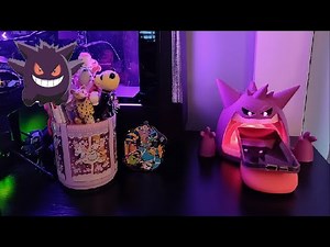 Gigantamax Gengar Wireless Phone Charger Unboxing!