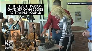 Dolly Parton surprises fans at senior home | Country Girl