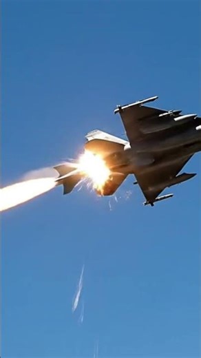 Missile vs. Fighter Jet: Game Over 💥