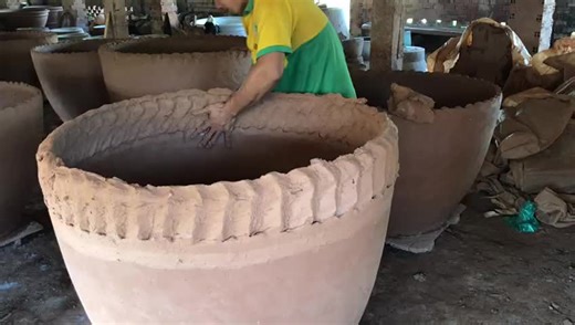 Extra Large Terracotta Clay Pots Vietnam Manufacturer and Wholesaler Mekong River Clay Pottery Antique Terracotta
