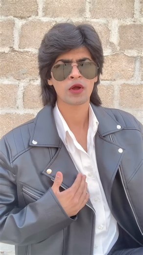 shahrukh786 on Instagram: "Srk Ddlj 2 Follow Pak Shahrukh 2"