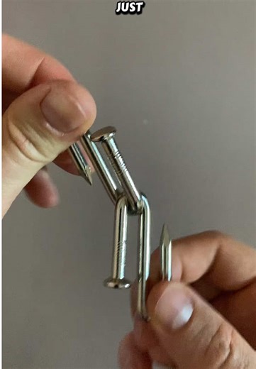 How to Solve the 2 Nails Puzzle