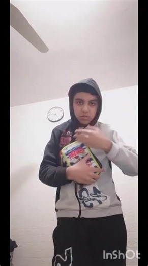 "I Mastered the Art of SIGNING? 🤔" #shorts #easytutorial