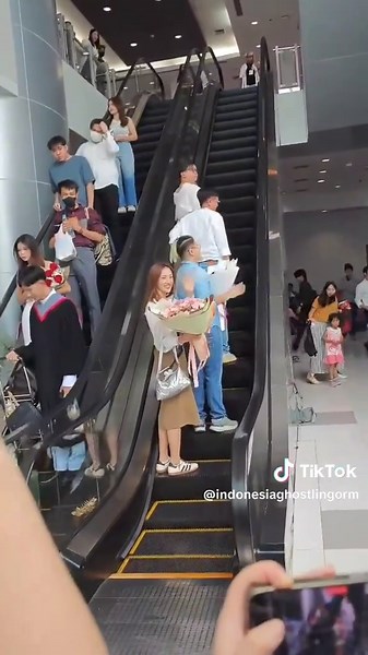 Orm Kornnaphat's Memorable Graduation Ceremony