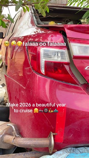 Back view of the 2014 Camry spider .. make 2026 a good year everything is perfect cool price #toyota #mechanic #auto #fy #car