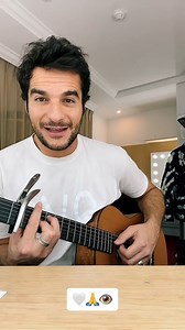 Amir reprend à la guitare son tube "Rétine" 👁 (via @amir_officiel_) | Purecharts
