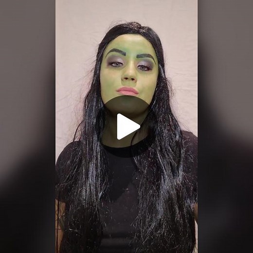 She-Hulk 💚 #shehulk #shehulkmakeup #shehulkattorneyatlaw #marvel #makeuptransformation #marvelmakeup #marvelstudios #marvelcosplay #makeupartist #makeuptips #green #fypシ #fyp #foryoupage #foryou #tiktok #mua #creative #fördig #fördigpage #fördigsidan #fördigsidansverige