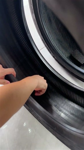 The stickiness is related to how clean the inside of the tire is.#ASLONG #TireProtection #SilentTire