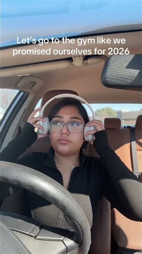 New year so let’s hit a workouttt #gym #challange #college