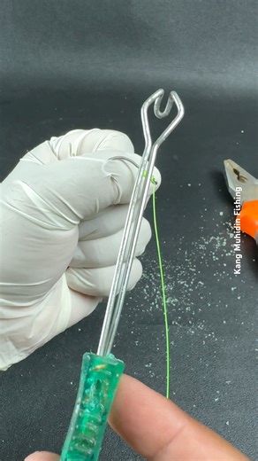 The secret of fishermen How to remove hook 👍👍#fishing #fishingtips #tutorial