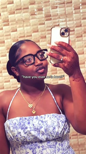 Walking in High Heels: Style Tips and Edits