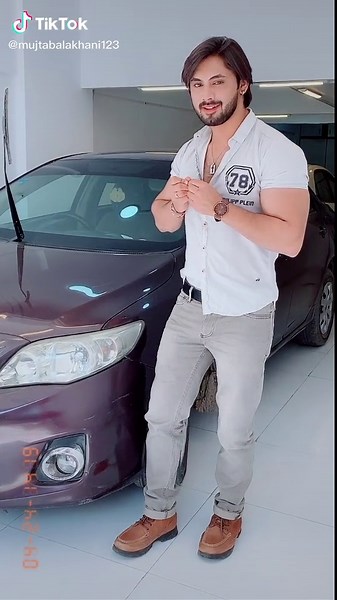 Jalo 👻😂 follow me on instagram search *mujtabalakhani #foryou #ma #foryoupage #partyhorahihai #iamawesome #mujtabalakhani #comedy