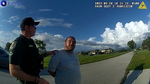 Belligerent Man Dares Officer: "Come At Me Bro!" #Police #BodyCam #CopWatch #PoliceBrutality #LawEnforcement | Blue Light