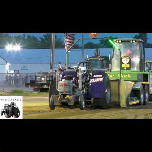 Christian Bennett Miss Behavin' Wilmington OH #shorts #tractorpulling #pulling #fortheloveofpulling