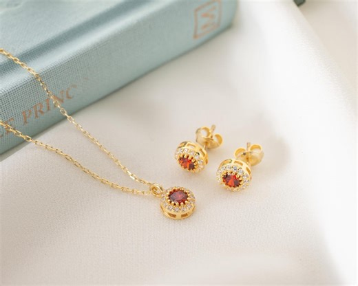 Elegant January Birthstone Jewelry Set • Garnet Round Necklace and Stud Earrings • Romantic Birthday Gift - Etsy