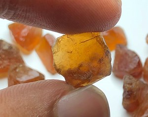 Natural Rough Hessonite Garnet – Raw Gomed Stone, Cinnamon Crystal, Healing Gemstone - Etsy