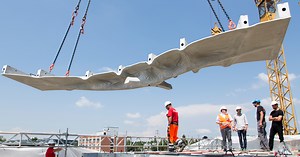 this digitally fabricated 'smart slab' is half the weight of a conventional concrete ceiling