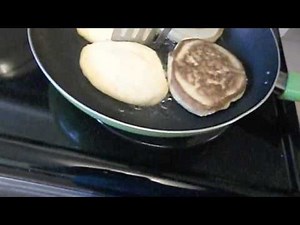 How to Make 'Hoe' Cakes