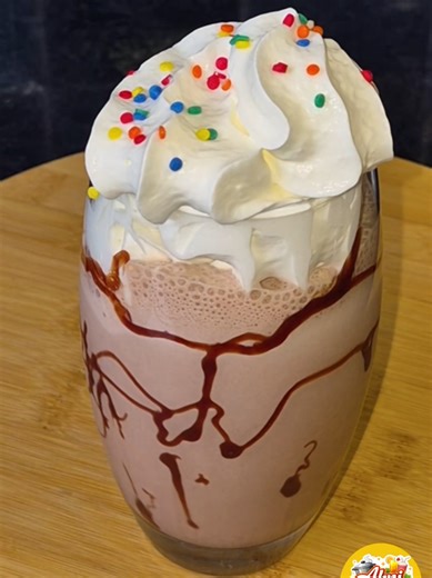 Dairy Milk Chocolate Milkshake 🍫 #asmr #milkshake #trend #cooking