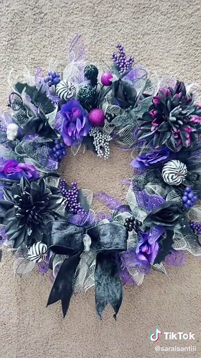 DIY Dollar Tree Halloween Wreath Tutorial