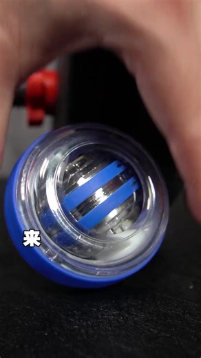 Gyro Ball Gyroscope LED Wrist Ball Power Gym Training Exercise Tool Tennis Arm Muscle Force Fitness 腕力球，能模拟哑铃进行锻炼，是锻炼手腕的最佳神器！... #tiktokshopsg #tiktoksg #科普研究所 #tiktoksingapore #tiktokshopsgbday #TikTokShopSGBday #科普一下 #Gymsg