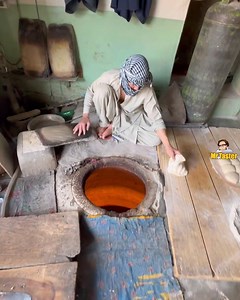 175K views · 3.2K reactions | Discovering Local Afghani Bread: A Tradition in Quetta's Historic Bakery | Mr. Taster | Facebook