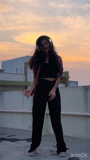 𝕄𝕖𝕘𝕙𝕒𝕟𝕒 ℝ𝕒𝕥𝕙𝕠𝕕🖤 on Instagram: "Pilla Chao🫶 . . . . . #new #dancer #dance #fyp #trend #explorepage #instagood #explore #explorepage✨ #trendy #tollywood"