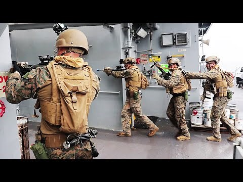 U.S. Marines conduct VBSS off the coast of Okinawa, Japan (2022)
