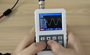 Компактный осциллограф FNIRSI DSO 2031H (30 МГц, 200 Msps) / Инструменты и запчасти / iXBT Live