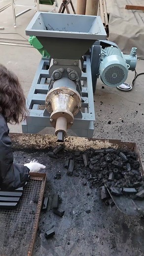 Ball Press Machine for Powder Material Formation