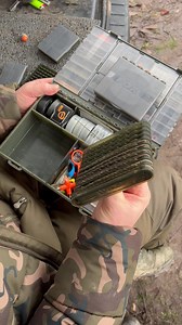 Unser Fox Edges Tackle Box im Detail. Was macht sie so besonders und was gibt es an Zubehör dafür. Andreas Scherf zeigt es euch 🦊 | Fox International