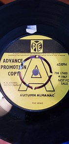 The Kinks - Autumn Almanac