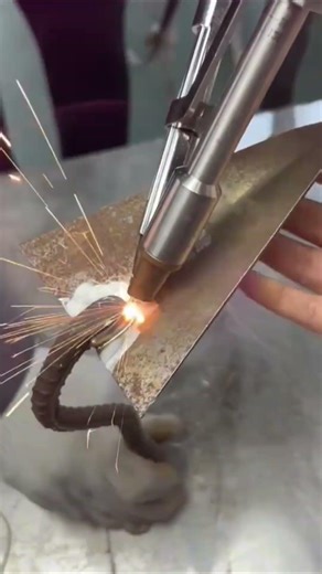 Perfekte Metallverbindung durch Laserschweißen #Metall #laserschweißen