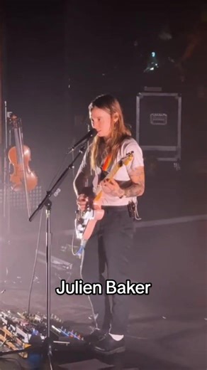 Julien Baker jokes about how she asks the crowd to sing along, then changes the song. 😆😅💙At @The Bellwether in Los Angeles, California on 28 October 2024. #julienbaker #julienbakertiktok #julienbakersuperiority #fypシ #boygeniustiktok