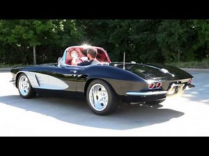 135981 / 1961 Chevrolet Corvette