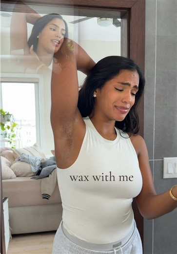 i fcked up that right armpit oh my gahhh 😭😭😭 let me lock in ugh. my favorite form of self torch. 💅🏽💕 wax with me