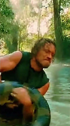 Anaconda's Deadly Strike 😱 What He Did Next Saved His Life