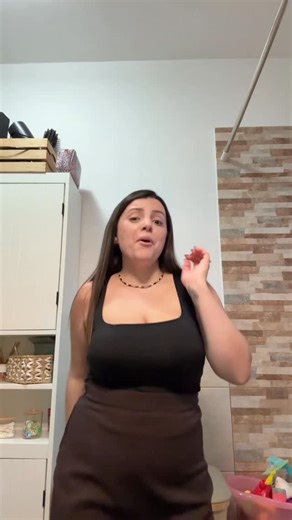 Cataysa Yanes on Instagram: "Lo mío no es bailar pero ando en bucle con esta canción 🤣🤣🤣"