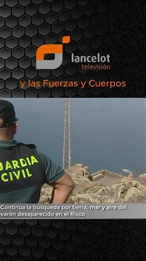 Los perros de rescate se suman a la búsqueda del hombre desaparecido en el Risco de Famara.