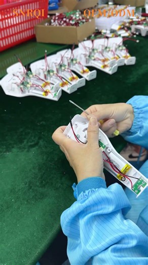 No more awkward hand positions or incomplete cures for the thumb!