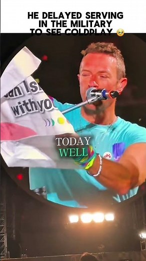 Coldplay brings surprised fan on stage 🎬🥹