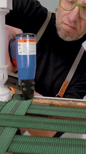 70K views · 2K reactions | Come colorare, imbottire e foderare le sedute! qui il video completo: https://youtu.be/EKqH28-dJ4A | Magic Paint | Facebook