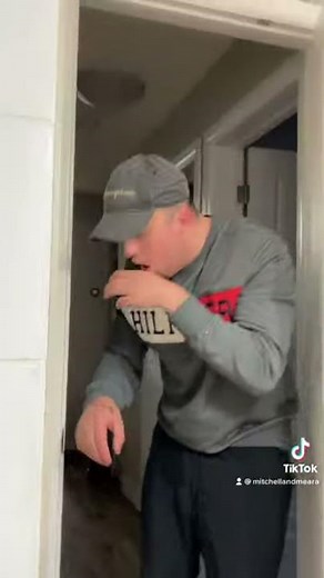 POO PRANK ON BOYFRIEND