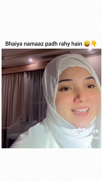 Rabeeca Khan in Makkah - Exclusive Behind-the-Scenes Footage