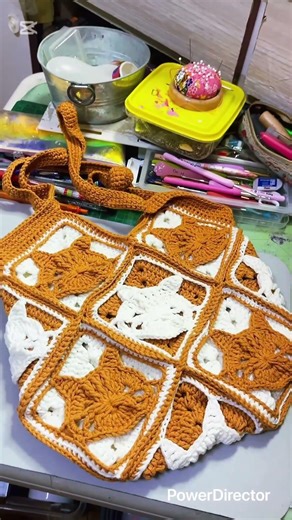 毛線鉤織作品分享-貓咪包～牛奶糖配色🥰