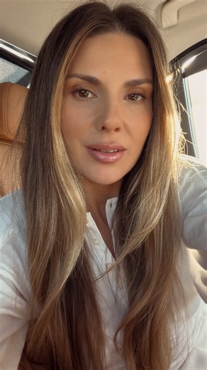 Andreea Ali on Instagram: "Looking back at my early career these are just some of the mistakes I used to make. What would you tell yourself not to do at the beginning of your career?"